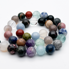 Натуральные камни микс, диаметр бусин около 10-10,6 мм, цена за нить 38 шт