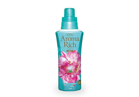 Кондиционер для белья с ароматом персика и розы Mukunghwa, 1л