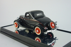 Ford 1933 V8 Coupe couch maroon Classic Carlectables 1:43