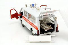 RAF-22031 (2203) Latvia Ambulance 1:43 Agat Mossar Tantal