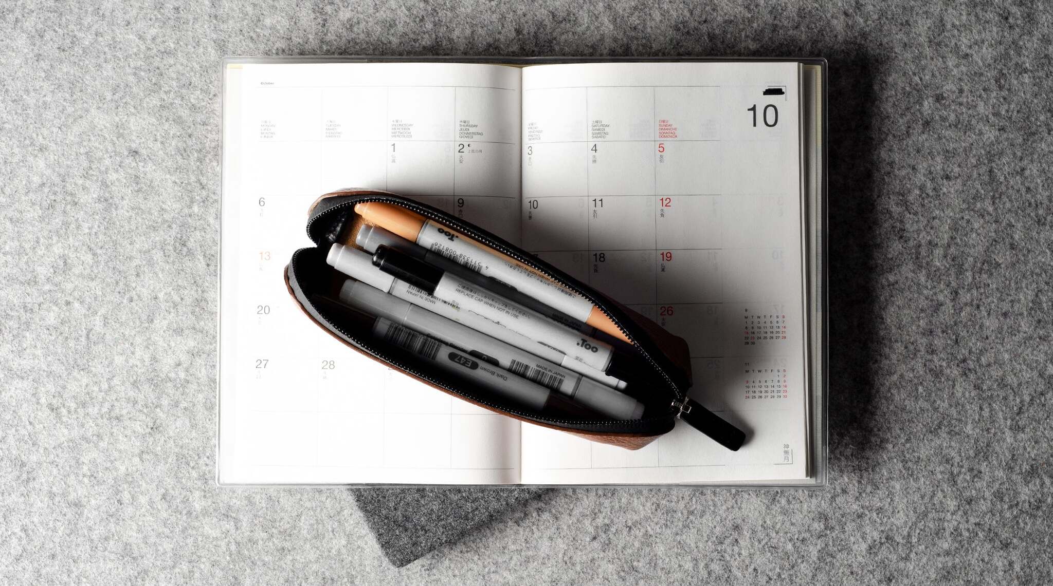 Hard Graft Fat Stick Pencil Case Classic — пенал из кожи