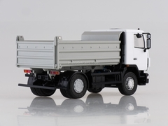 MAZ-5550 tipper restyling white-gray 1:43 AutoHistory