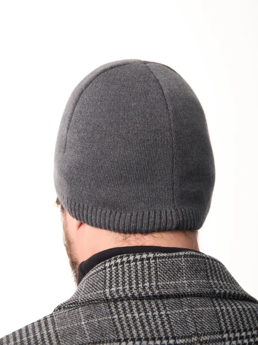 Шапка зимняя на флисе вязаная осень