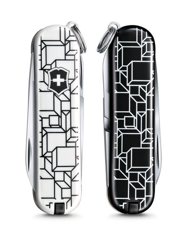 Нож-брелок Victorinox Classic LE 2021 