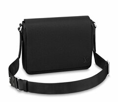 Сумка Louis Vuitton District PM черный