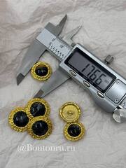 Пуговицы с матовым золотистым обрамлением и черным мраморным камнем