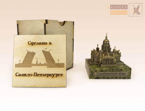 коробка из дерева под большие фигурки