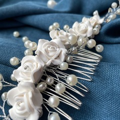 Диадема-гребень - Украшение для волос, свадебное украшение, на выпускной, с жемчугом, розами, 11 см, серебро.