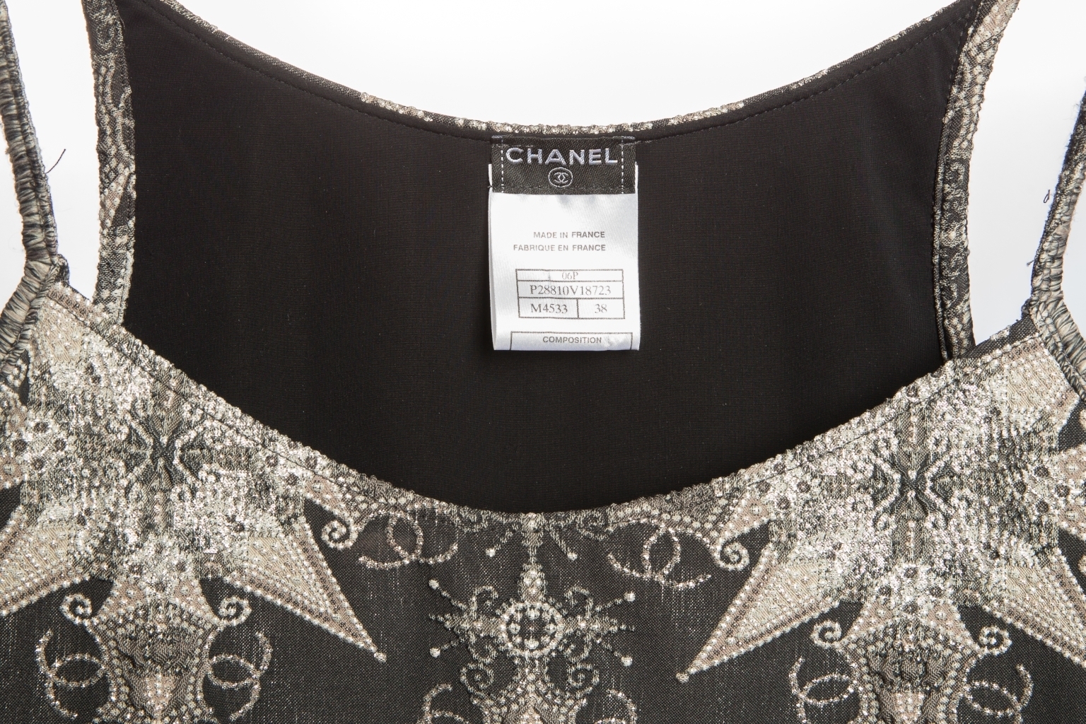 Стильный костюм от Chanel, размер 36-38.