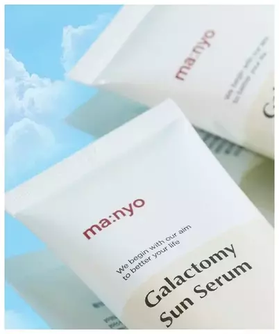 Легкий солнцезащитный крем Manyo Factory Galactomy Moisture Sun Serum SPF50+ PA++++ 50 мл