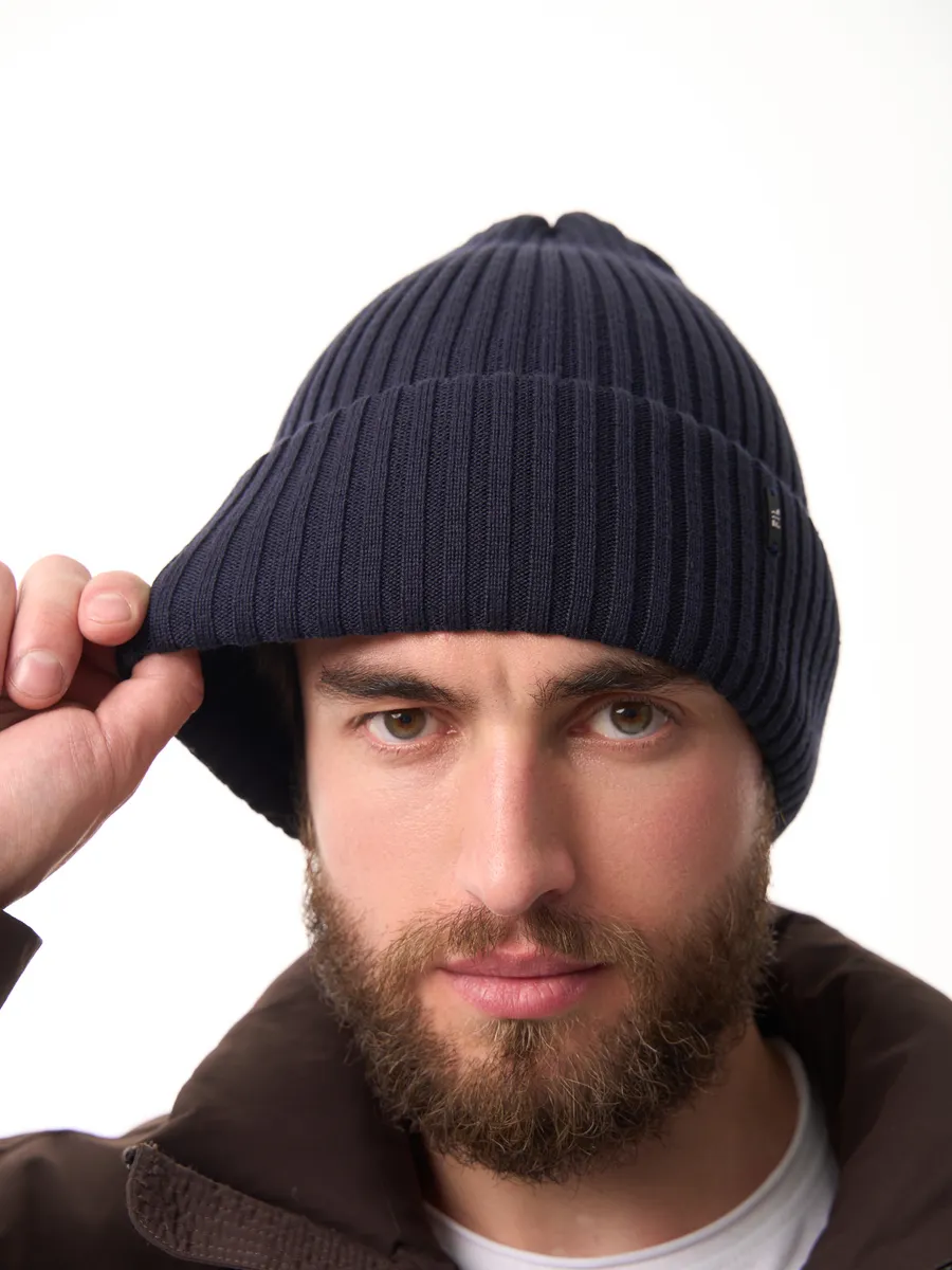 Шапка осенняя бини вязаная зима