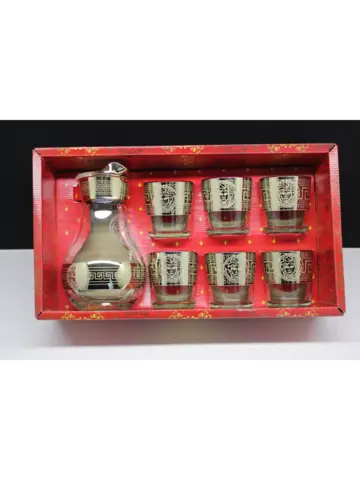 Набор для напитков золотой