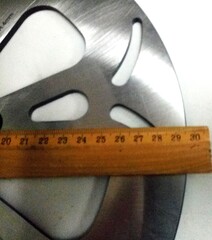 Передний тормозной диск на Suzuki VS700 / VS750 / VS800 / VS1400 / 86 - 09 г.в.