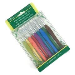 Набор крючков для вязание Clover Amour 2-6 мм