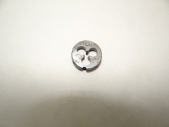 Плашка М4х0,7 (основной шаг) LH d=20мм