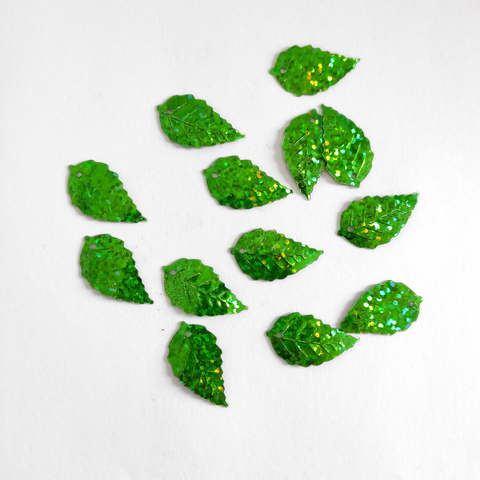 Пайетки лист березовый зеленый голограф 50грамм 22*13мм