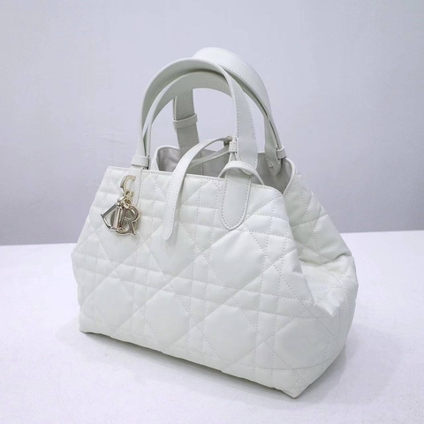 Сумка Dior Toujours, белый