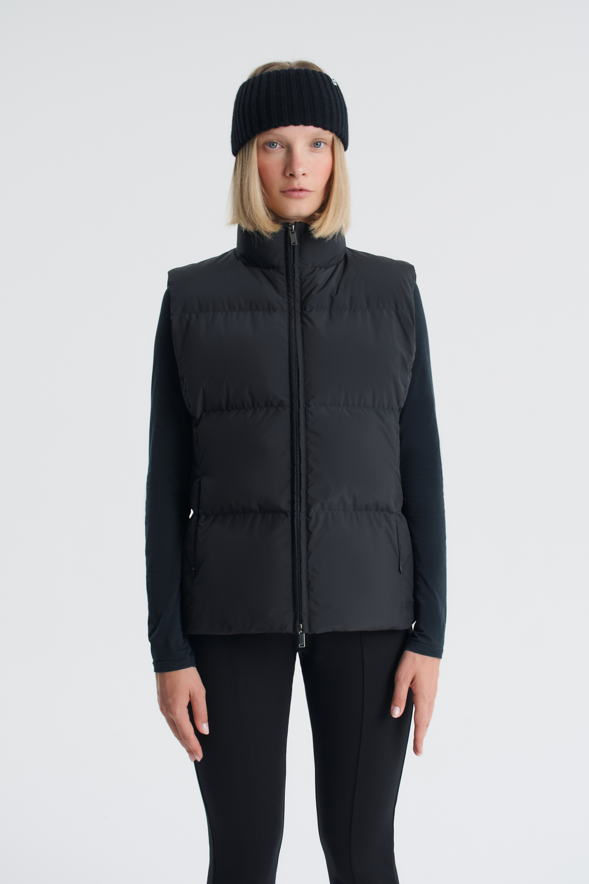 Жилет пуховый Lily