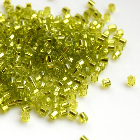 Бисер Тохо Hexagon 11/0 0024 салатовый