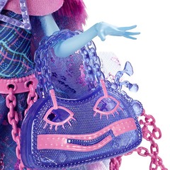 Киеми Хаунтерли. Призрачно