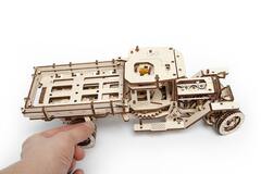 Грузовик UGM-11 от Ugears - Деревянный конструктор, сборная механическая модель, 3D пазл