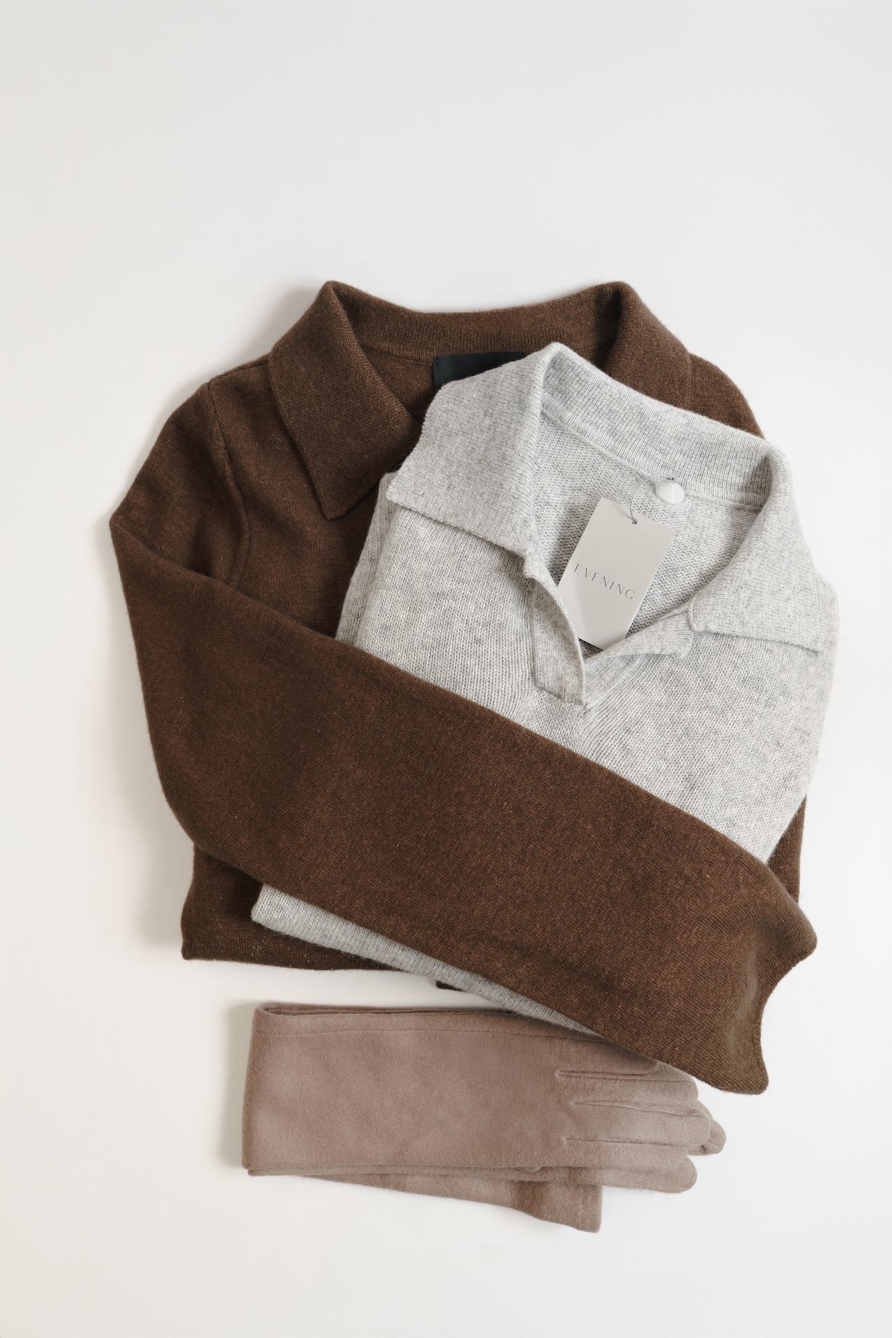 Джемпер гладкой вязки с отложным воротником с кашемиром