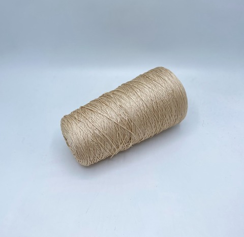 Hasegawa (пр.Япония),art-hk4002 640м/100гр. 100% Шелк Тусса, цвет-Светло-бежевый,арт.33798