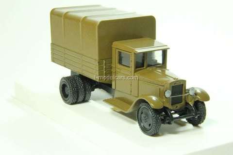 ZIS-5 three wheels on rim khaki LOMO-AVM 1:43