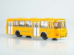 LIAZ-677M orange 1:43 Modimio Our Buses #8