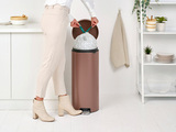 Мусорный бак newIcon с педалью 30 л, артикул 234040, производитель - Brabantia, фото 2