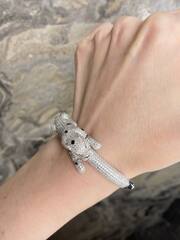 braslet-zhestkij-panthere-de-iz-serebra-925-proby-s-cirkonami-lux