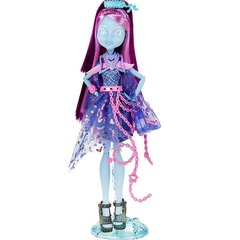 Киеми Хаунтерли. Призрачно