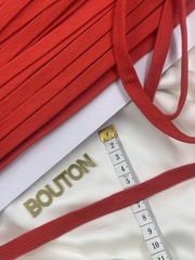 Шнур плоский красный метражом 12 мм