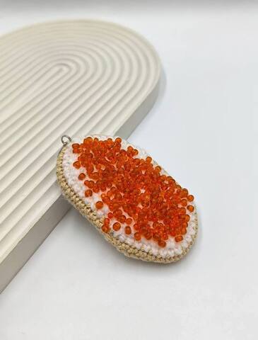 Колье Сквама с подвеской Красная икра Колье Сквама с подвеской Красная икра