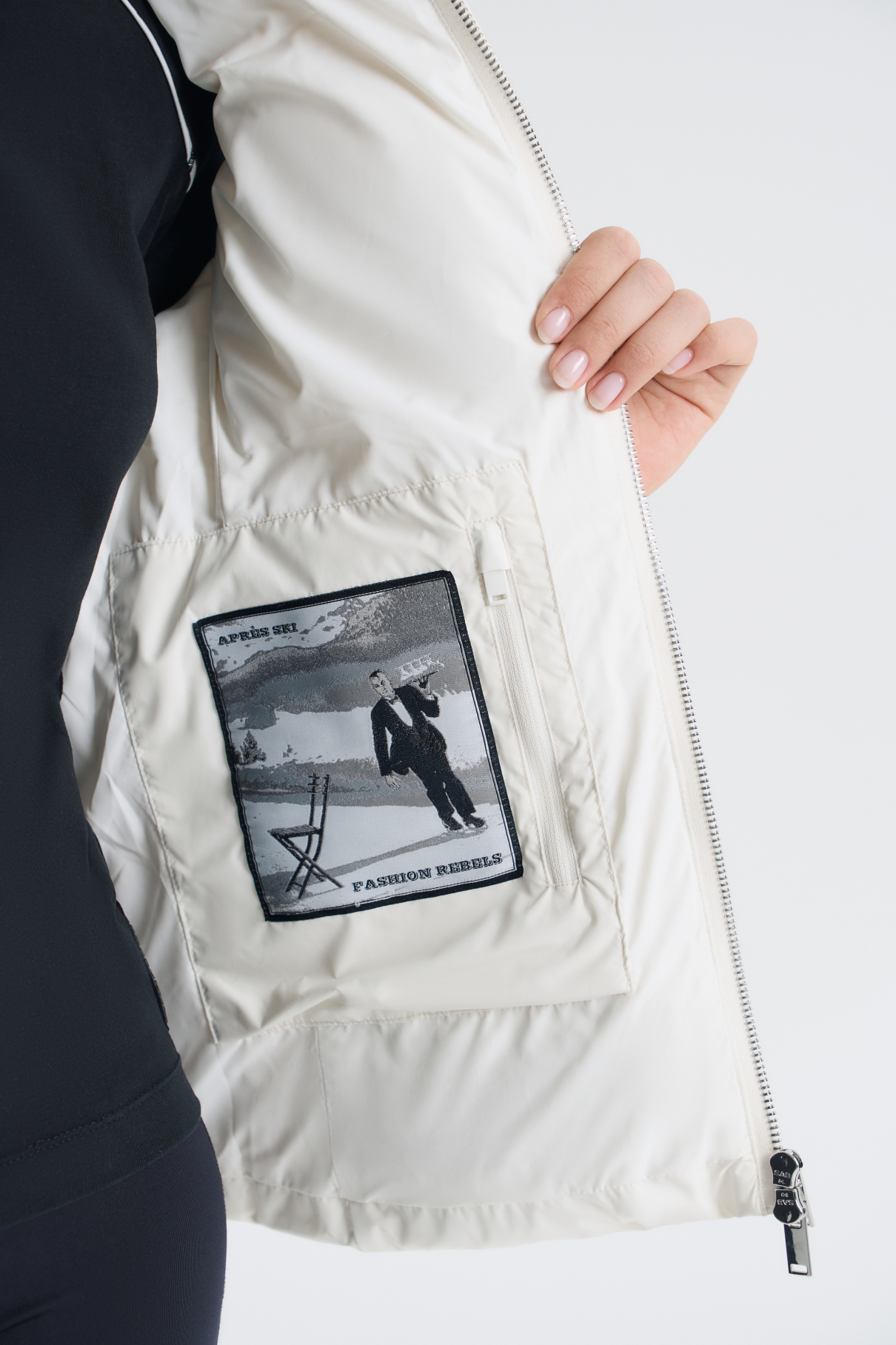 Жилет пуховый Lily