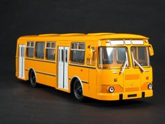 LIAZ-677M orange 1:43 Modimio Our Buses #8