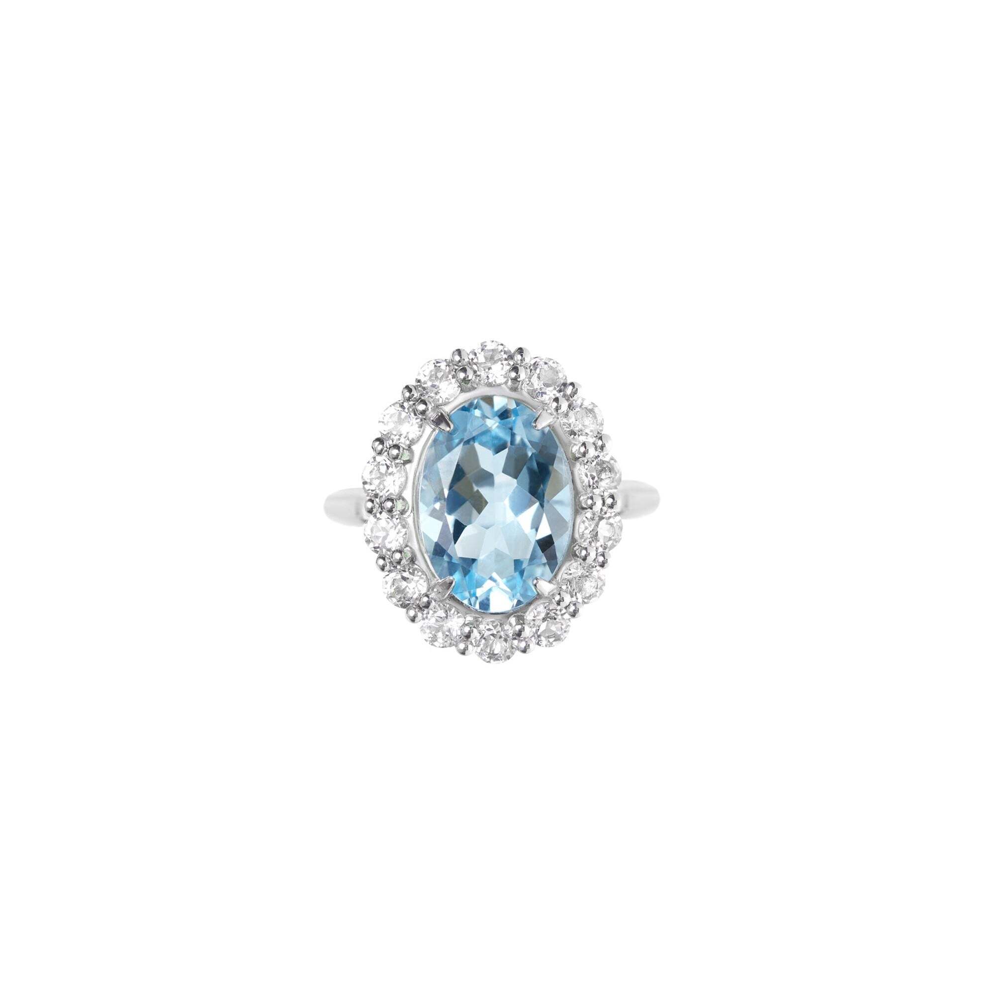 Кольцо Oval Blue Topaz Ring купить онлайн по цене 29700 ₽ |  Интернет-магазин VIVA LA VIKA