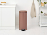 Мусорный бак newIcon с педалью 30 л, артикул 234040, производитель - Brabantia, фото 9