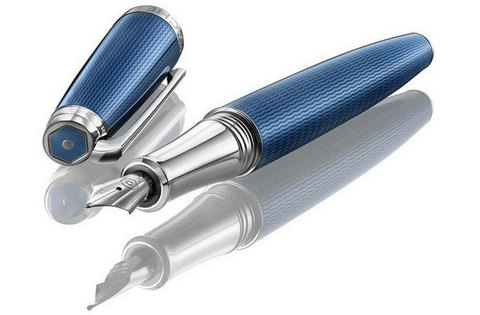 Ручка перьевая Caran d'Ache Leman Grand Blue SP F (4799.158)