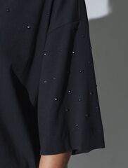 Футболка оверсайз с принтом стразами из премиального хлопка  D49.125 (130215)