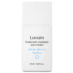 Luvum Осветляющий солнцезащитный крем для сияния кожи Hyaluronic Moisture Sun Cream SPF50+ PA++++. 50 мл.