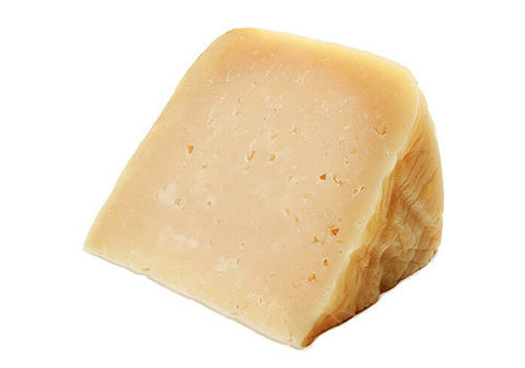 Сыр Монтазио, выдерженный 12 месяцев~200г