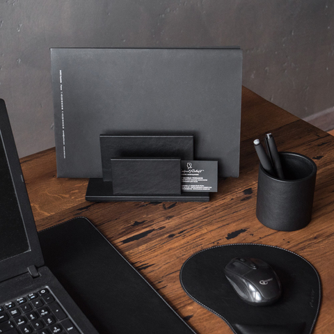 Подставка для визиток и бумаг из натуральной кожи теленка, черного цвета