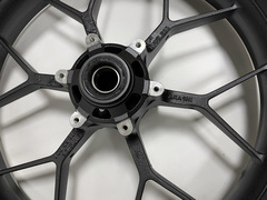 Передний колёсный диск Arashi для Honda CBR 1000 RR 2008-2017 черный