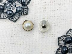 Пуговицы блузочные, d 1,3 см, на ножке