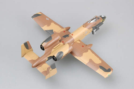 Модель Американский Штурмовик A-10 Thunderbolt II масштаб 1:72
