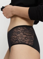 Трусы макси кружевные Triumph Amourette Charm Maxi01 | Черный