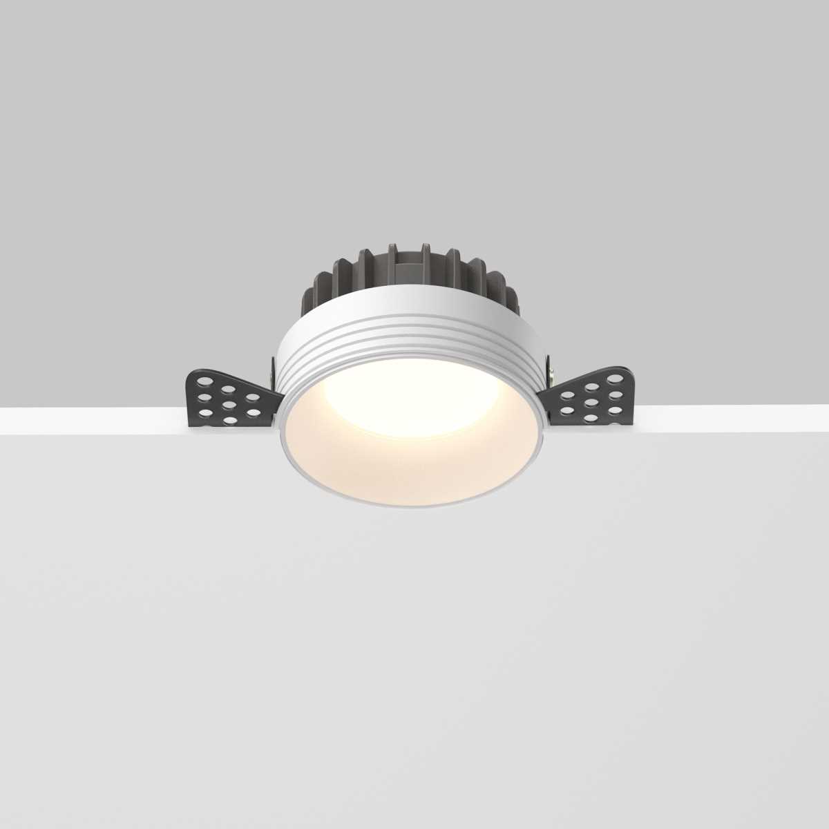 Встраиваемый светильник Maytoni Technical Downlight Okno DL055-8W3-4-6K-TRS-W