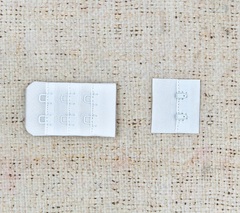 Застежка для бюстгалтера текстиль, р. 5*2,9см/2,6*3см/7мм, белый