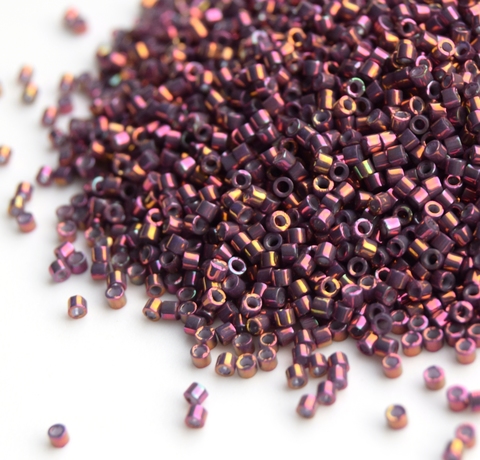 DB-1013 Teaberry Luster